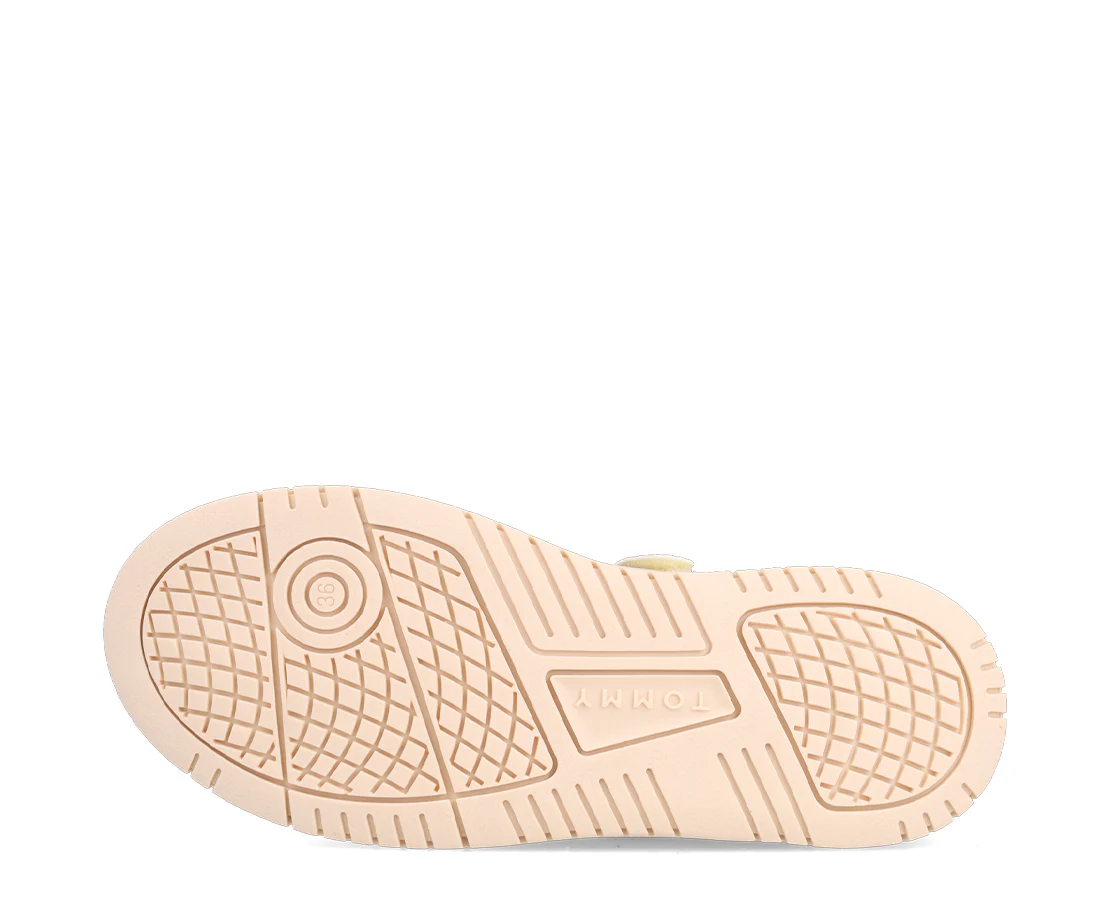 Tommy Hilfiger Low Cut Padded Flag Lace-Up - Image 4